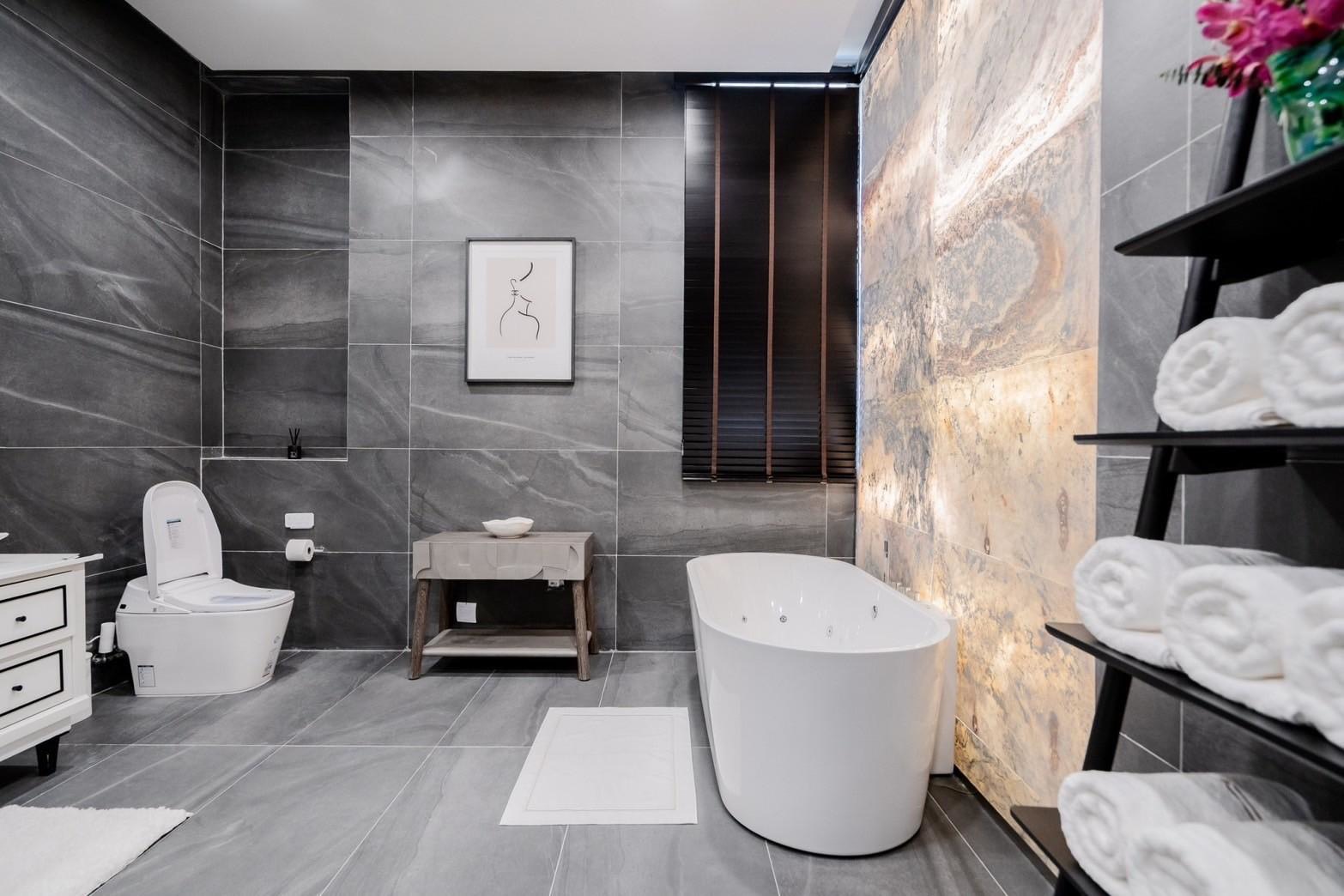 Bathroom Ultra luxury pool villa for sale in Palm Hills Hua Hin