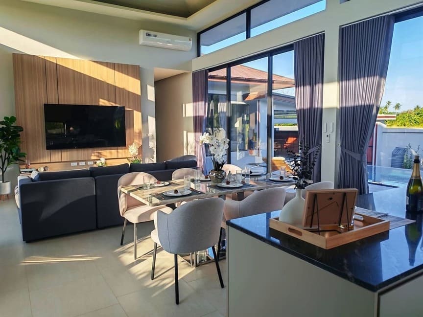 Living & Dinning image