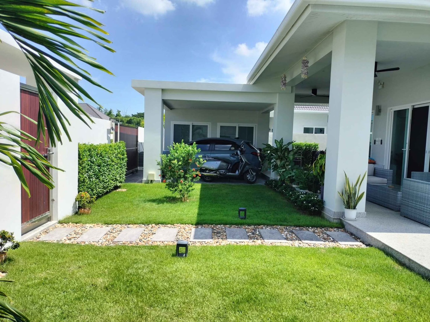 Modern Pool Villa for Sale Near Hua Hin Town & Beach