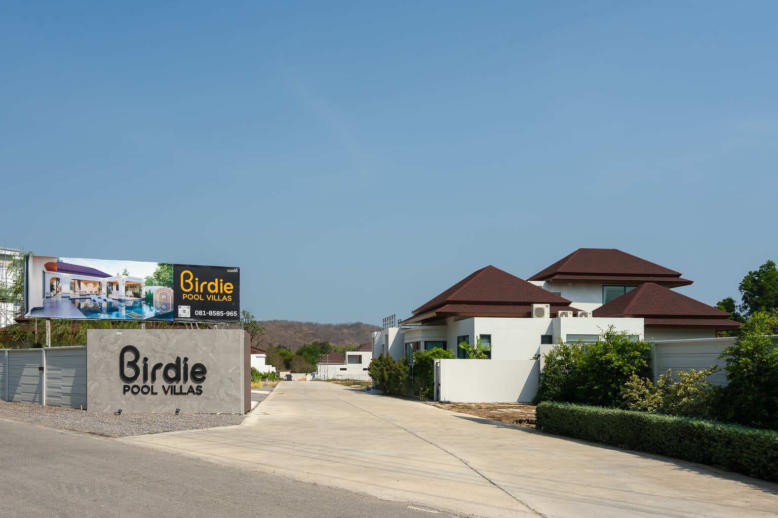 Modern luxury pool villa for sale near Black Mountain Hua Hin