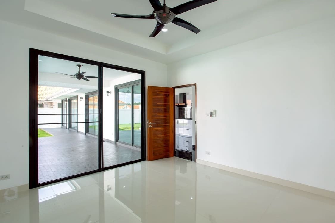 Pool Villa for Sale in Hua Hin No Common Fee