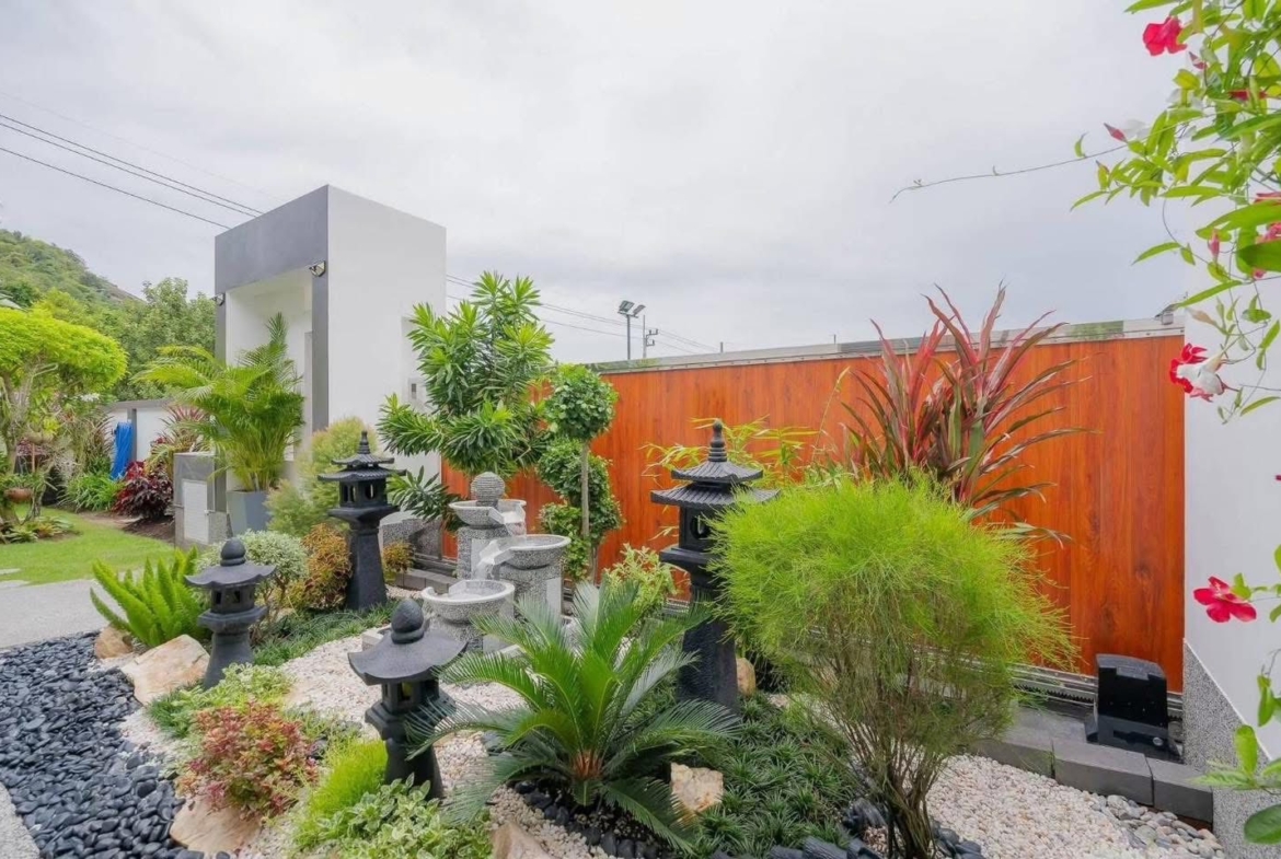 Luxury Pool Villa for Rent – Private Mountain View, Hua Hin