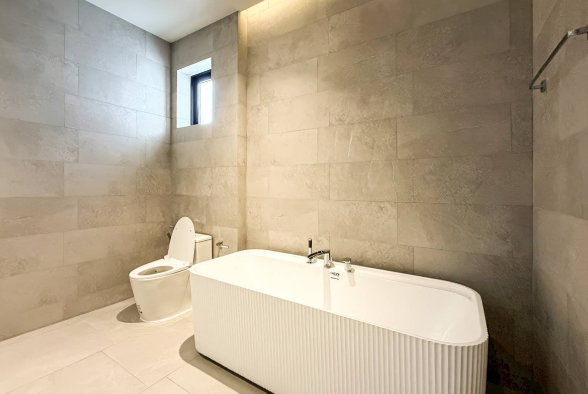 Luxury Pool Villa Presale for Sale in Hua Hin – Limited Units Available