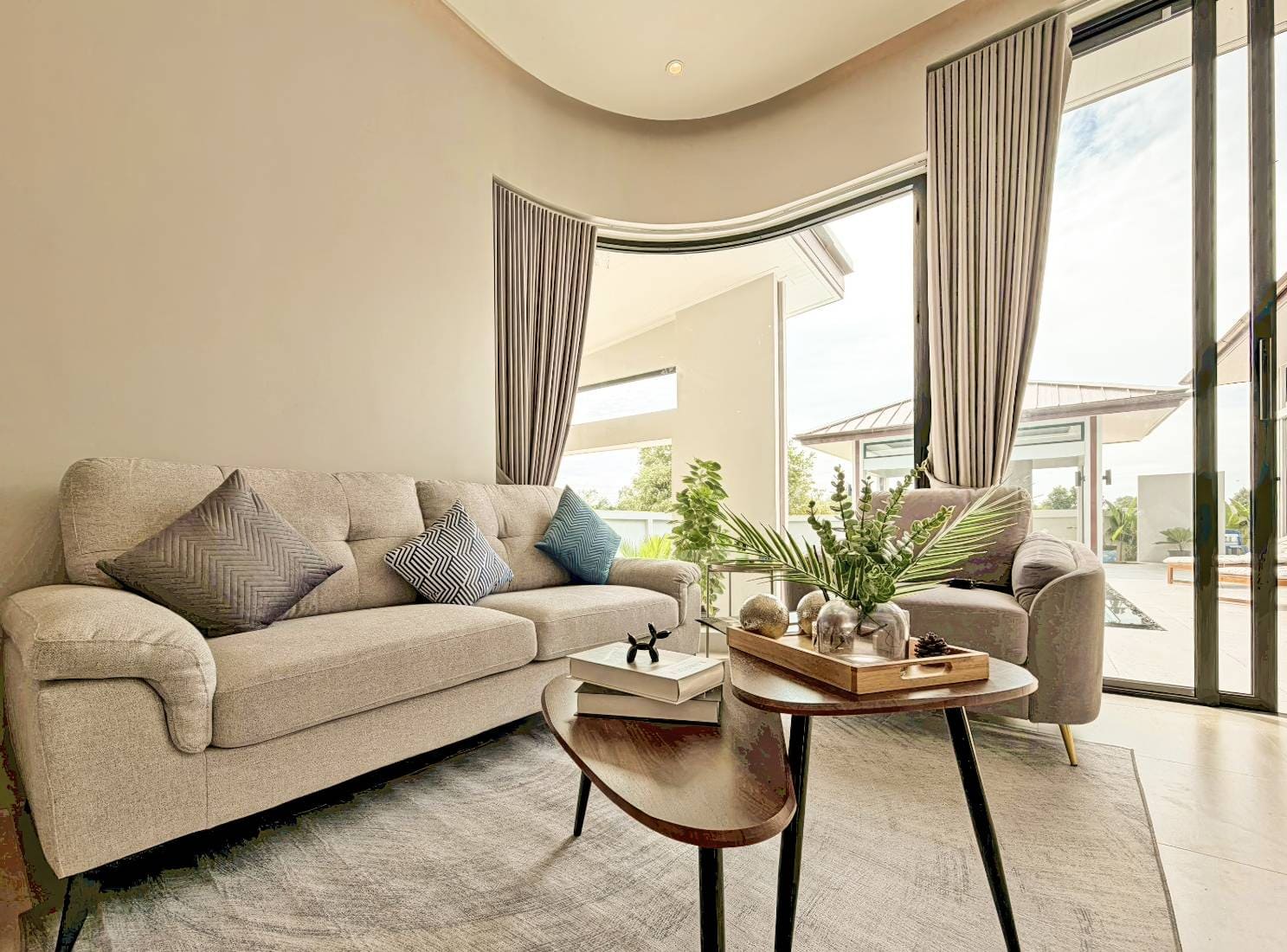 Luxury Pool Villa Presale for Sale in Hua Hin – Limited Units Available