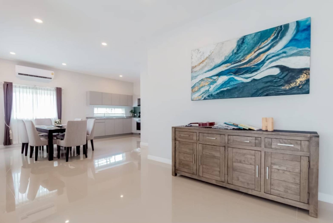 Pool Villa for Sale in Hua Hin – Modern Villa in Secure Community