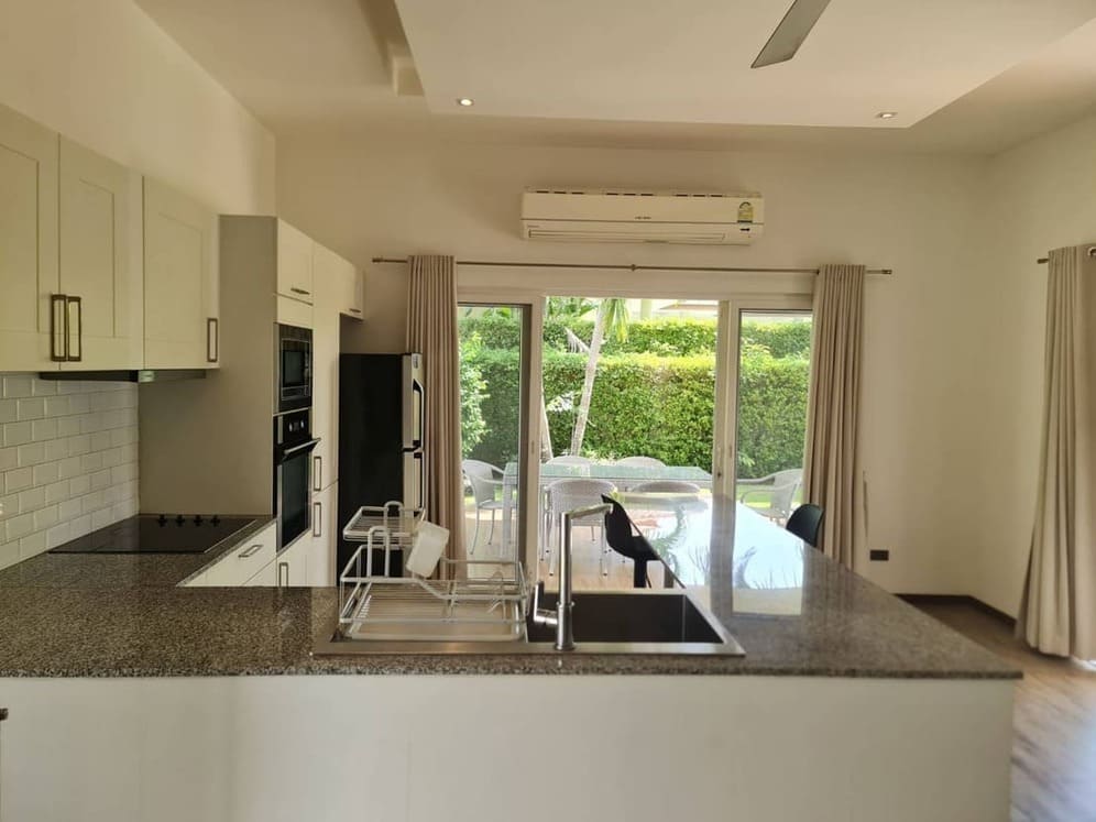 Luxury Pool Villa for Sale in Hua Hin – Soi 102 Prime Location