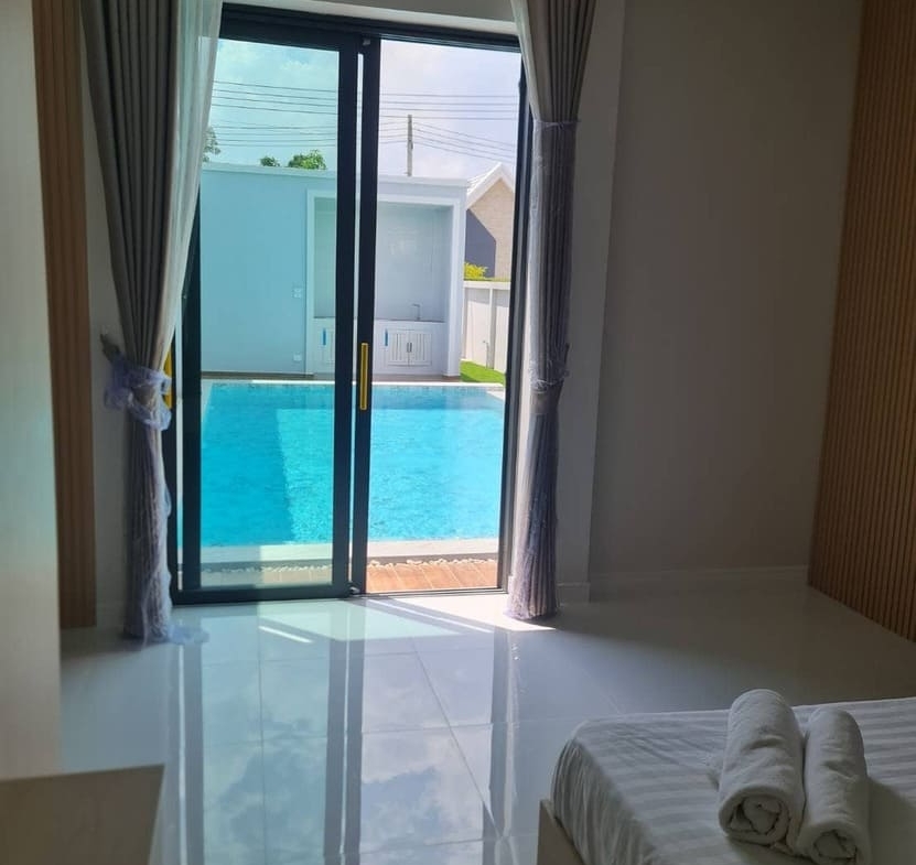 Luxury pool villa for sale Hua Hin Soi 112