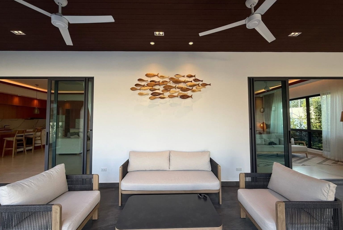 Modern Luxury Pool Villa for Sale in Hua Hin – Ready to Move In Near Black Mountain