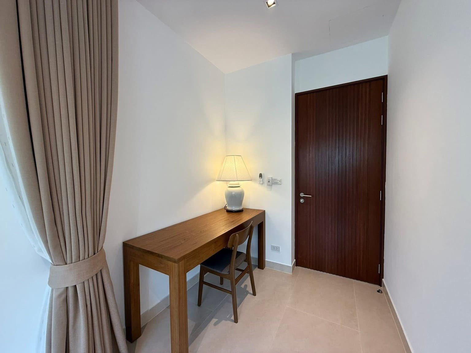 Modern Luxury Pool Villa for Sale in Hua Hin – Ready to Move In Near Black Mountain