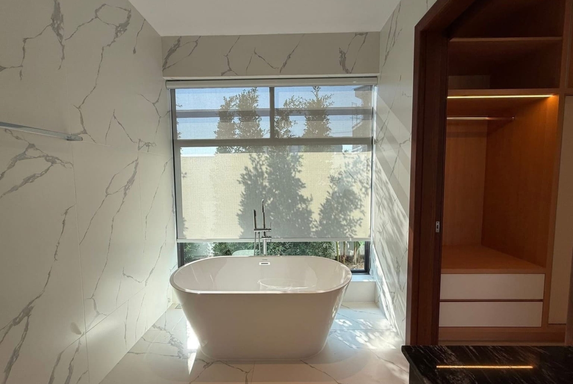 Modern Luxury Pool Villa for Sale in Hua Hin – Ready to Move In Near Black Mountain