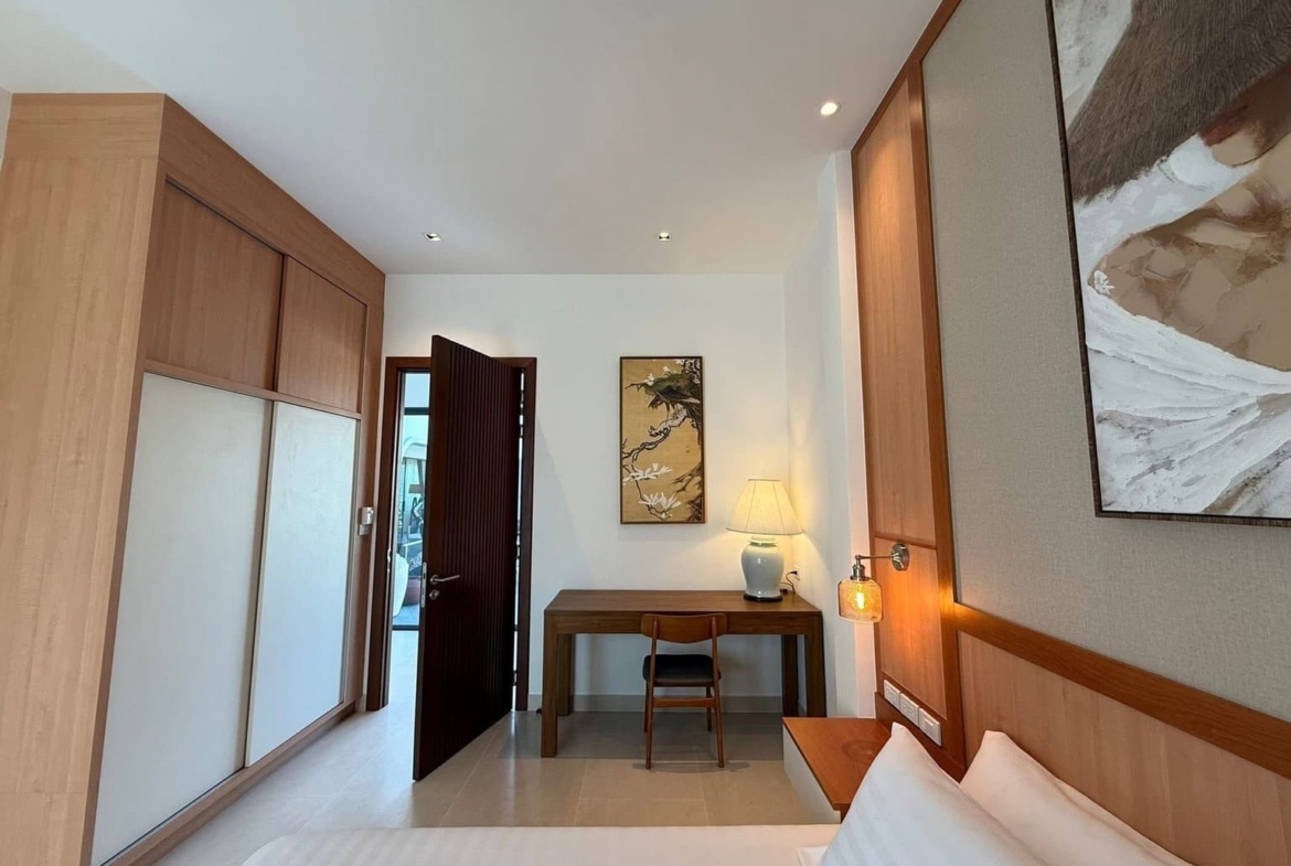 Modern Luxury Pool Villa for Sale in Hua Hin – Ready to Move In Near Black Mountain
