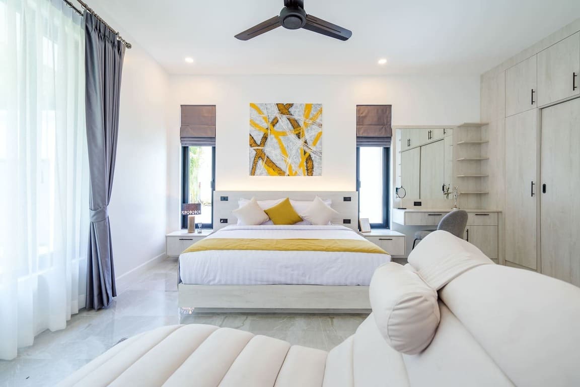 Luxury Pool Villa with Mountain View for Sale in Hua Hin – Infinity Pool | Soi 112