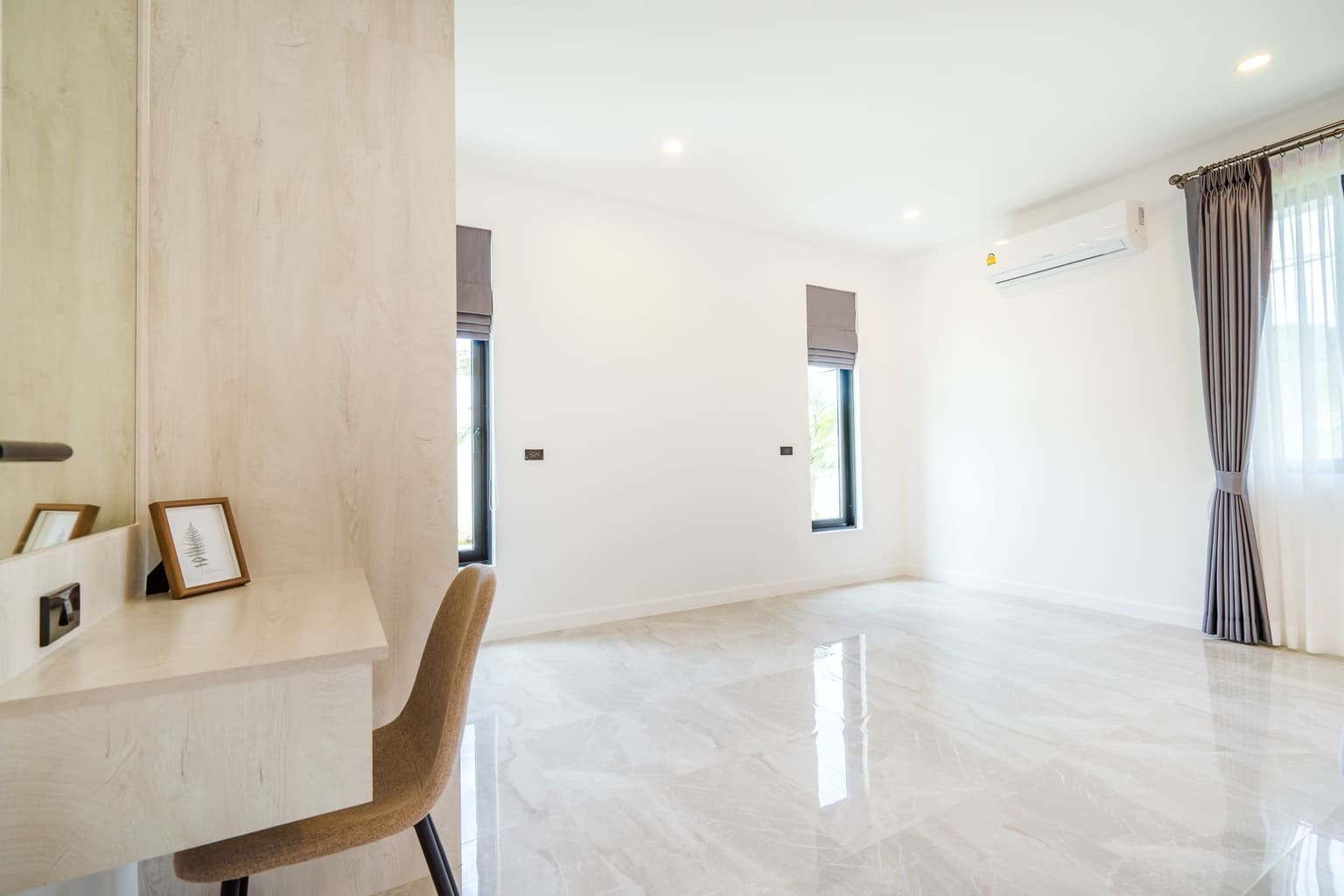 Luxury Pool Villa with Mountain View for Sale in Hua Hin – Infinity Pool | Soi 112