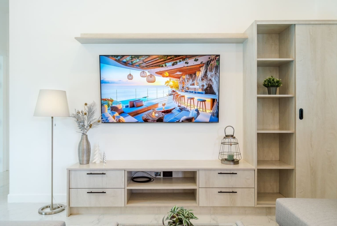 Luxury Pool Villa with Mountain View for Sale in Hua Hin – Infinity Pool | Soi 112