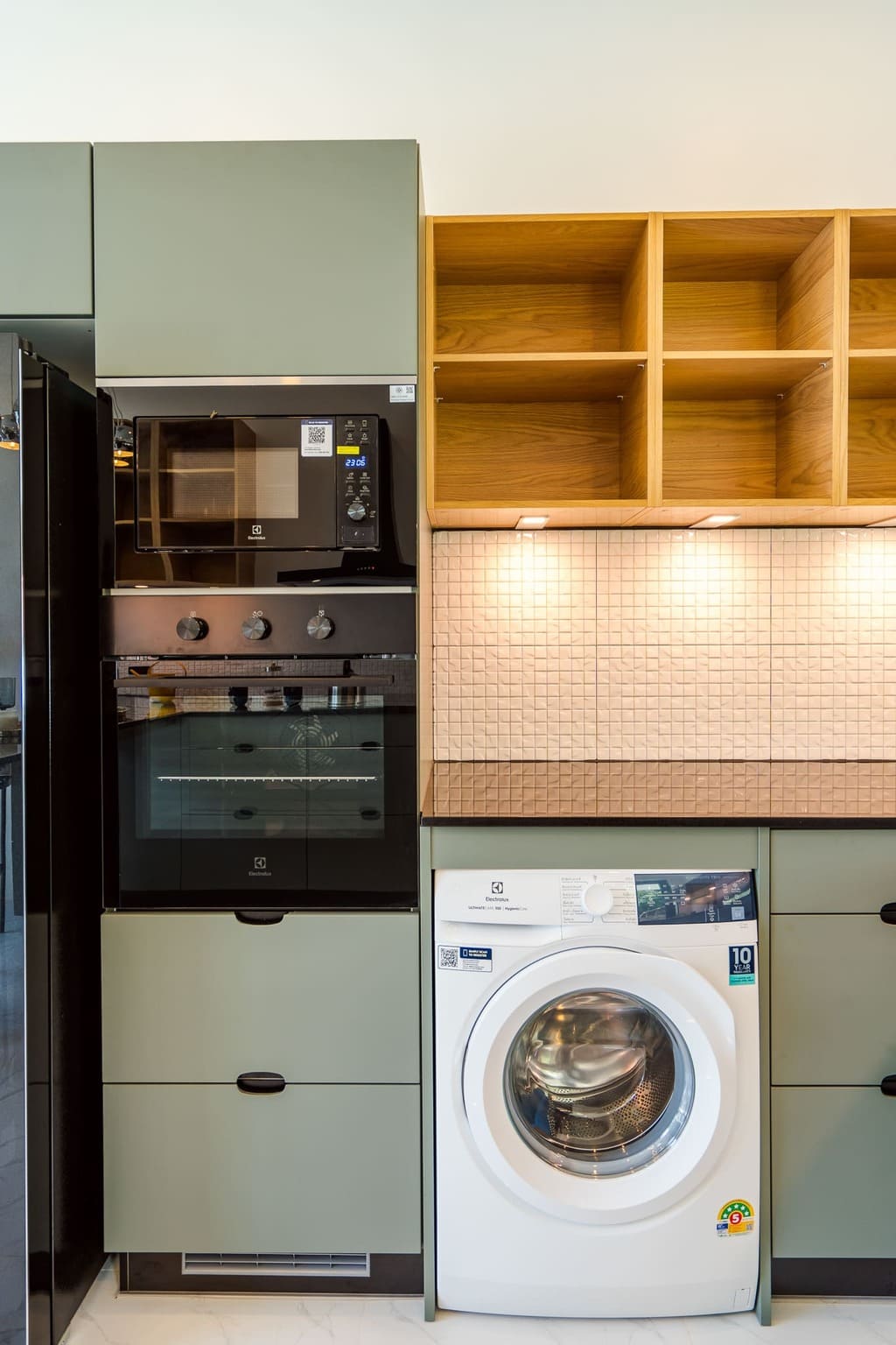 Luxury Pool Villa with Mountain View for Sale in Hua Hin – Infinity Pool | Soi 112