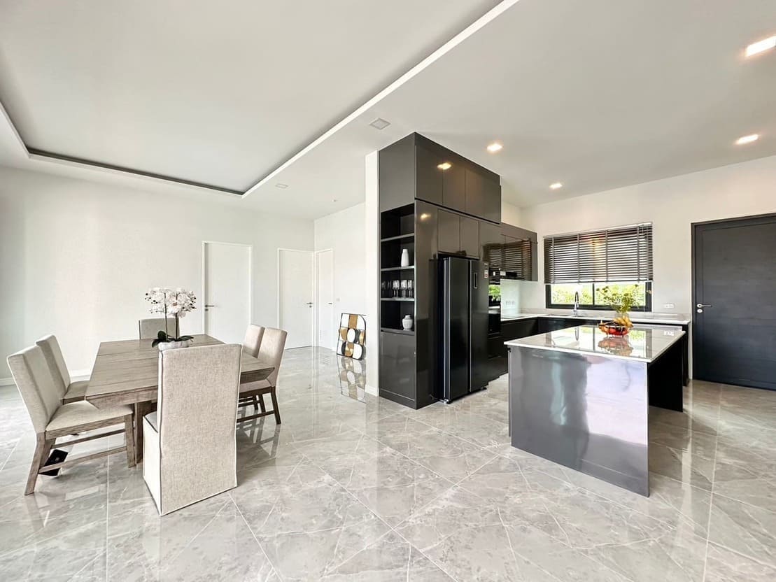 HH 2026323-3 Luxury Pool Villa for Sale near Palm Hills Golf Club Hua Hin – North Hua Hin