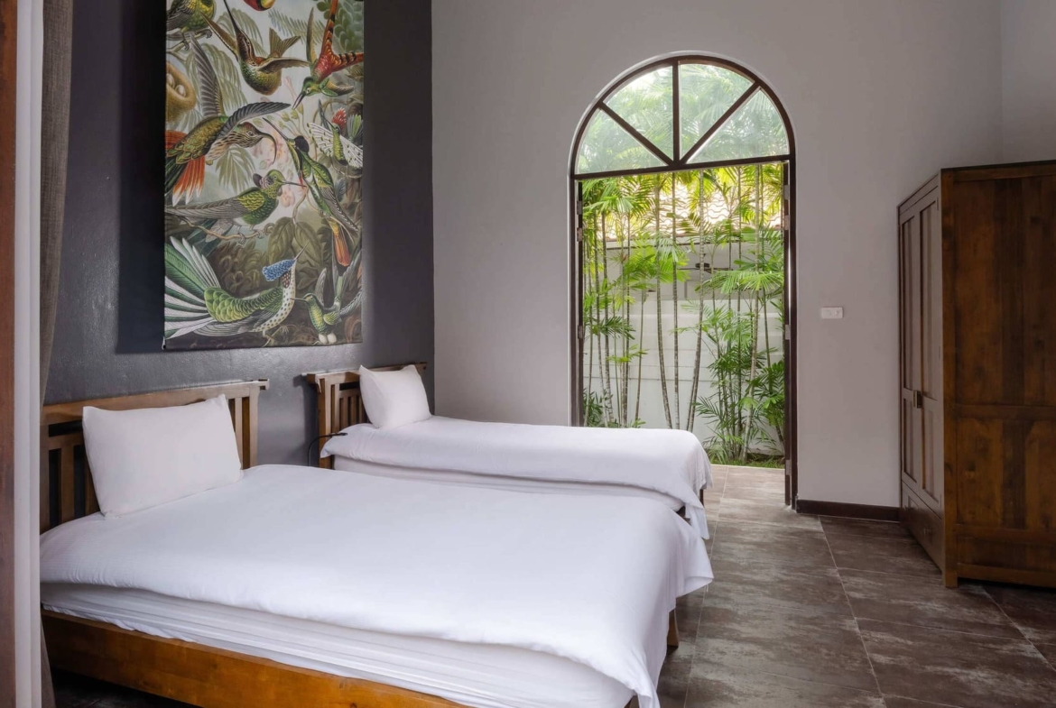 Exclusive Modern Luxury Pool Villa for Sale in Hua Hin