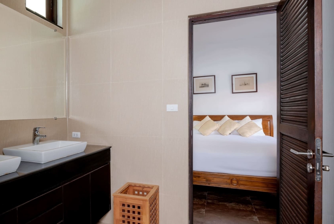 Exclusive Modern Luxury Pool Villa for Sale in Hua Hin