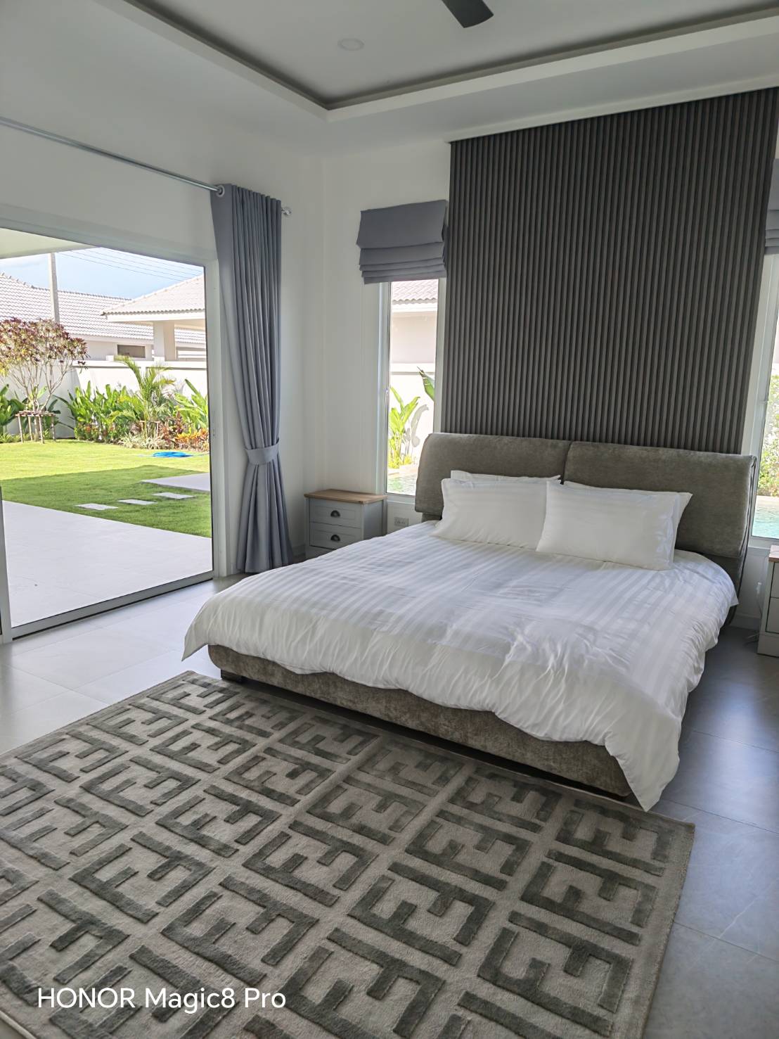 Move-In Ready Pool Villa for Sale in Hua Hin bed