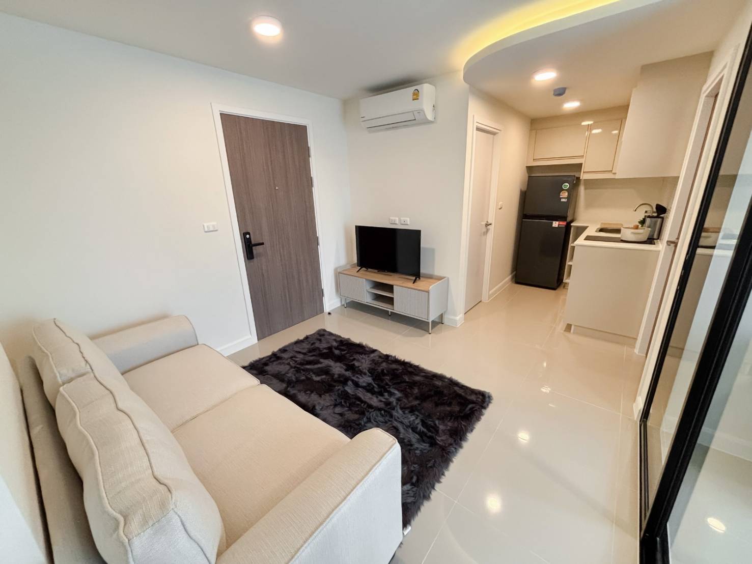 Modern Condo with Multi-Purpose Room in Hua Hin Modern Condo with Multi-Purpose Room in Hua Hin