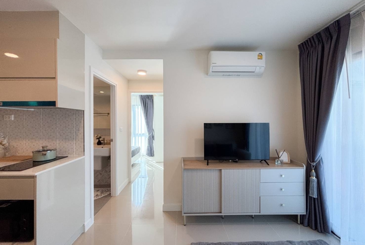 Fully Furnished 2-Bedroom Condominium in Hua Hin Thailand