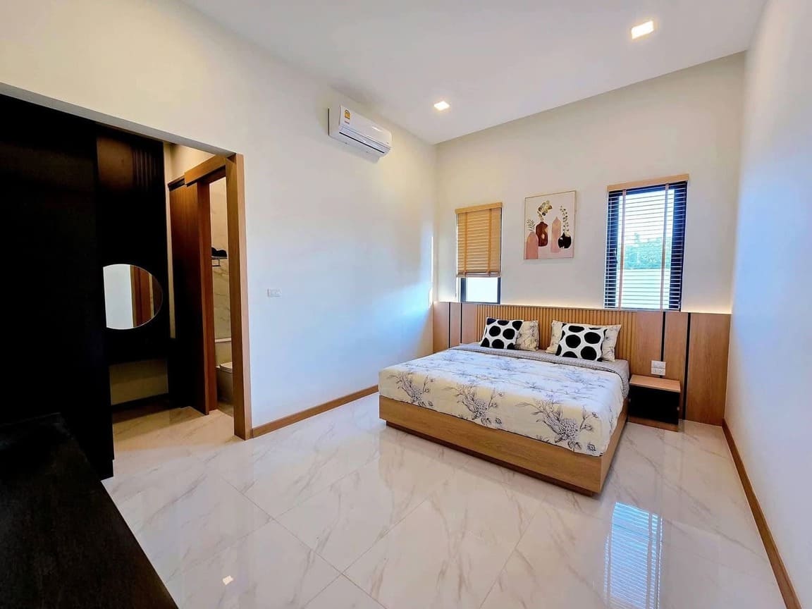 Luxury Pool Villa Hua Hin Soi 88 | 4BR | Mountain View