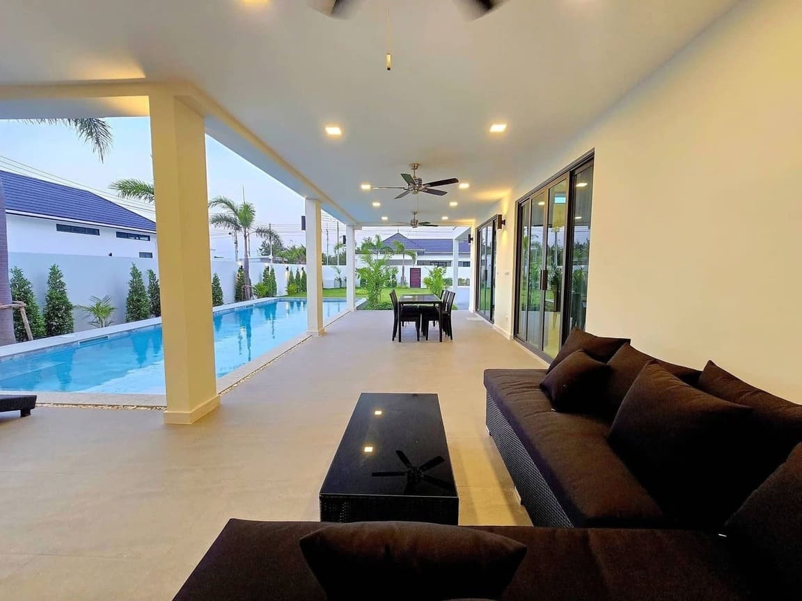 Luxury Pool Villa Hua Hin Soi 88 | 4BR | Mountain View Pool