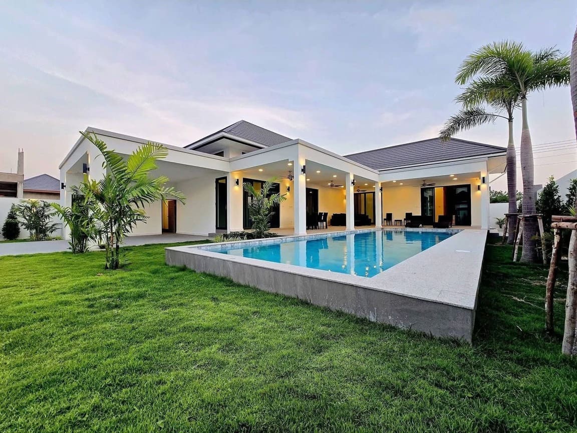 Luxury Pool Villa Hua Hin Soi 88 | 4BR | Mountain View Pool