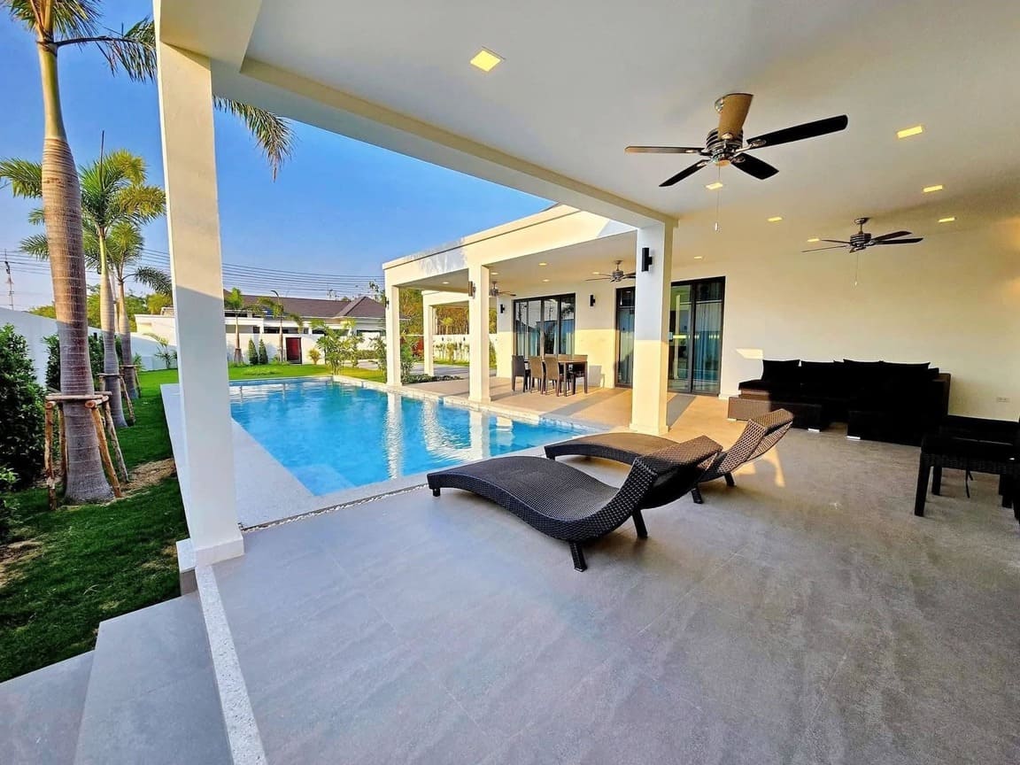 Luxury Pool Villa Hua Hin Soi 88 | 4BR | Mountain View Pool