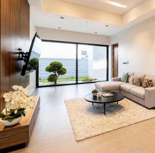 Luxury Resale Pool Villa for Sale in Hua Hin