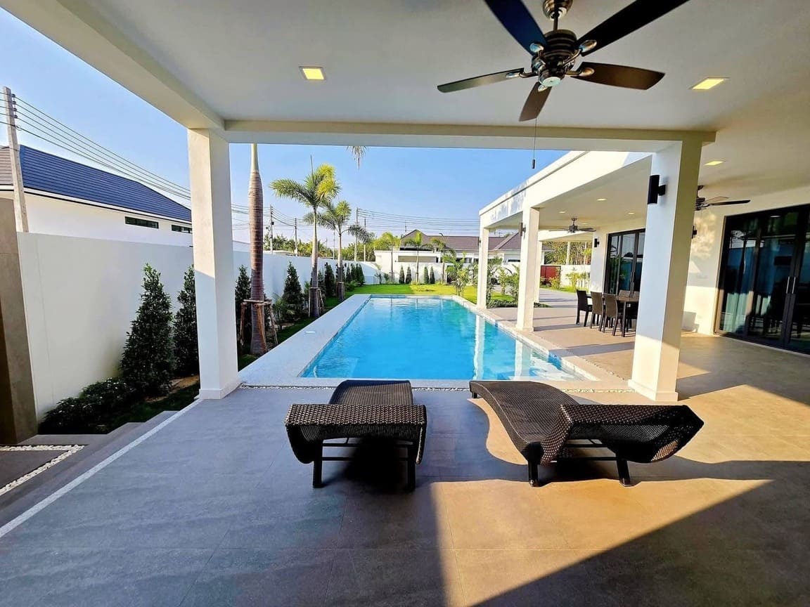 Luxury Pool Villa Hua Hin Soi 88 | 4BR | Mountain View Pool
