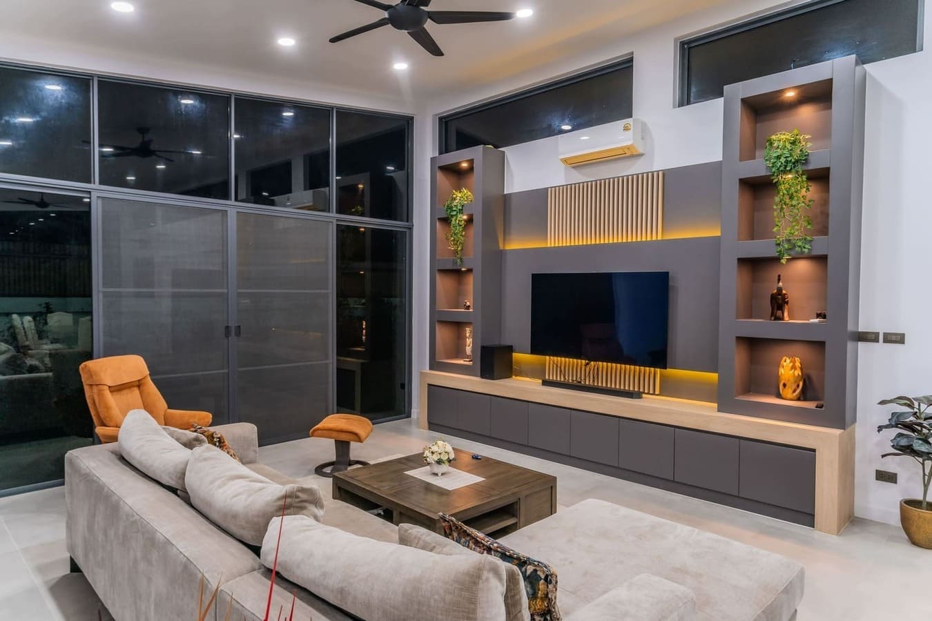 custom-built luxury pool villa Hua Hin