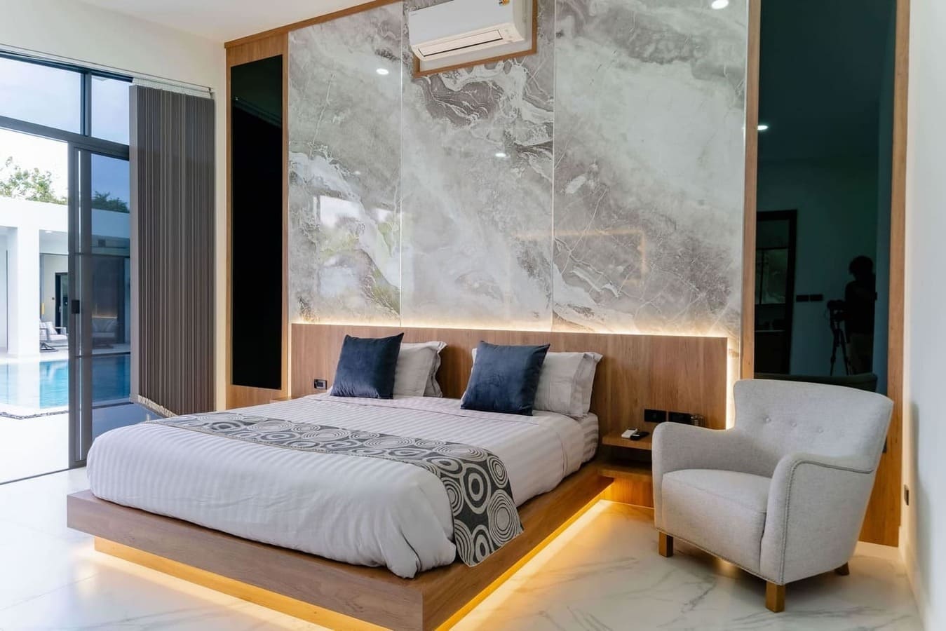 bed