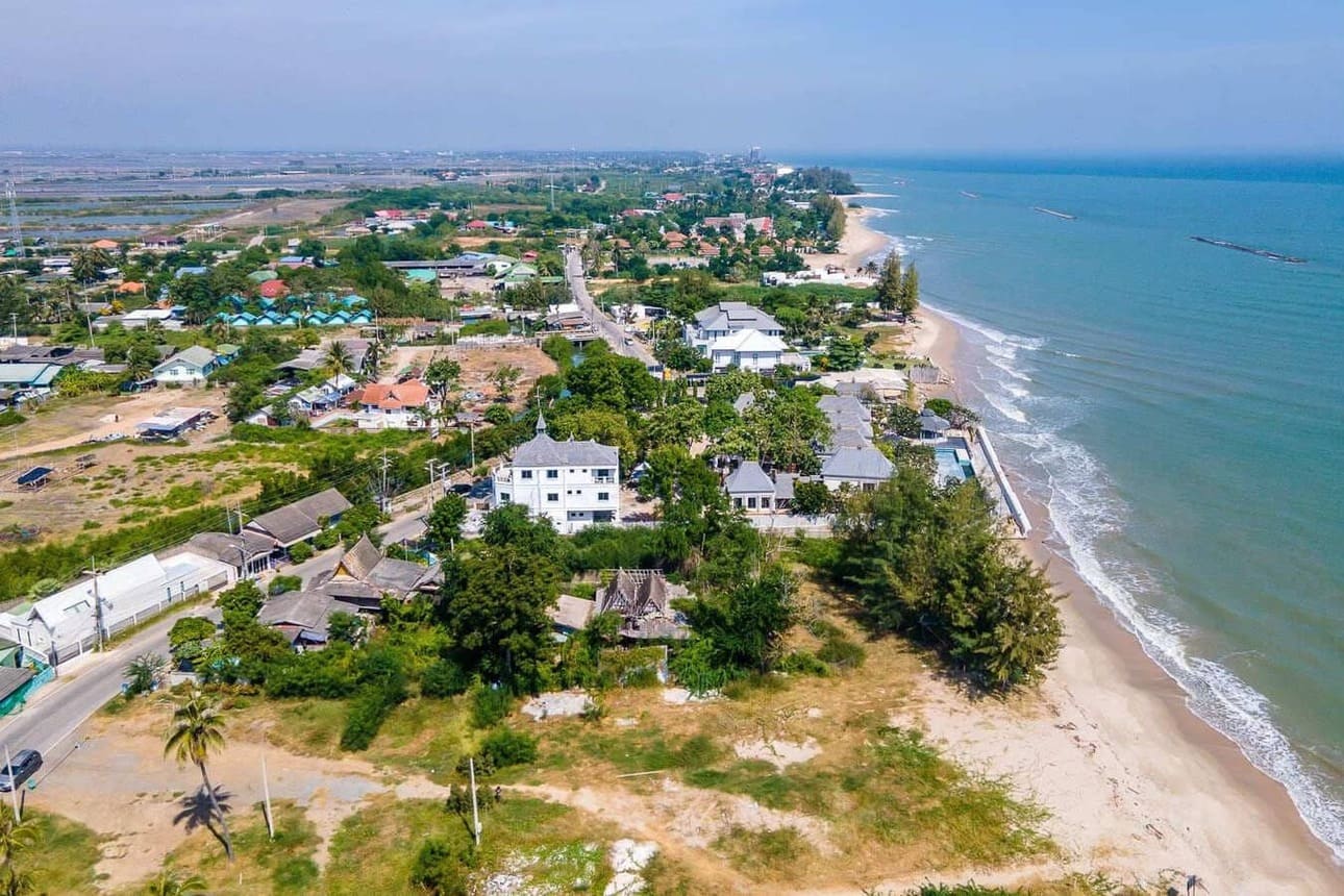 BEACHFRONT LAND FOR SALE
