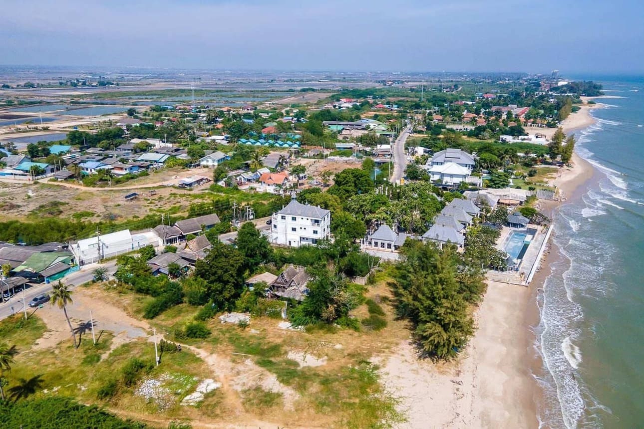 BEACHFRONT LAND FOR SALE