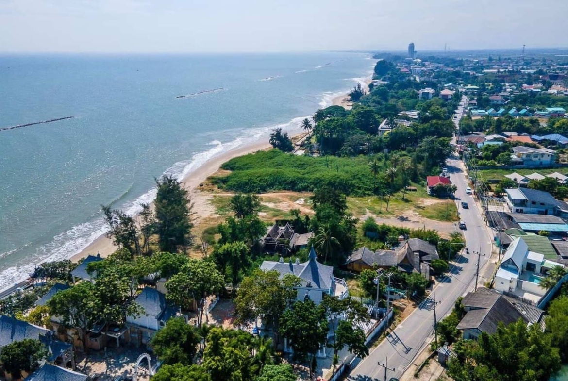 BEACHFRONT LAND FOR SALE