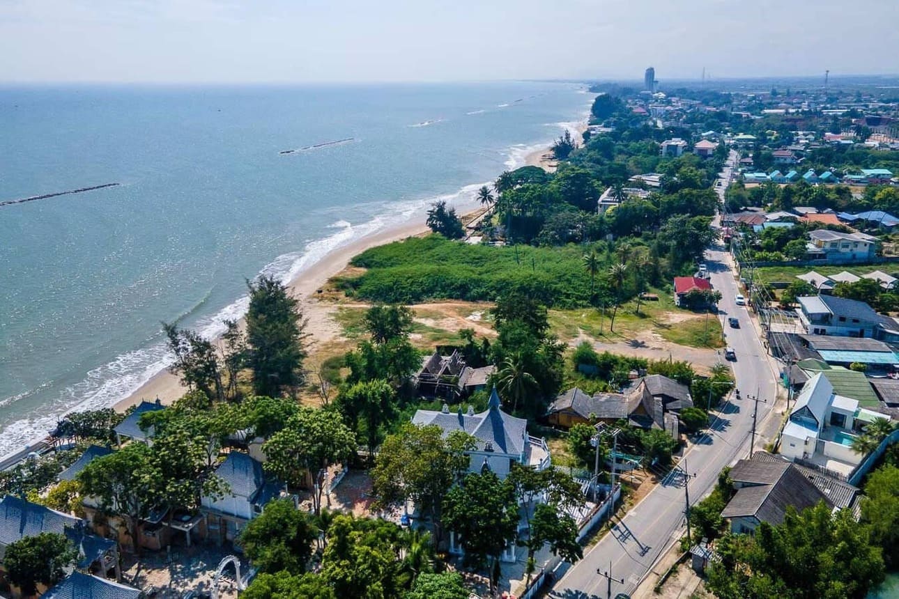 BEACHFRONT LAND FOR SALE