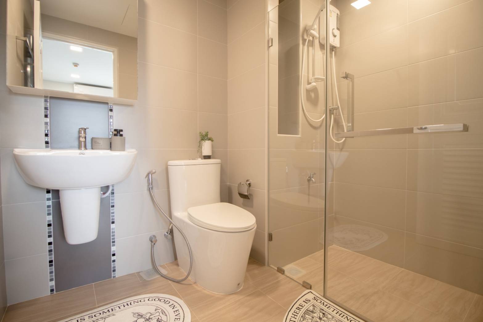 Luxury Resale Pool Villa for Sale in Hua Hin (4) bath
