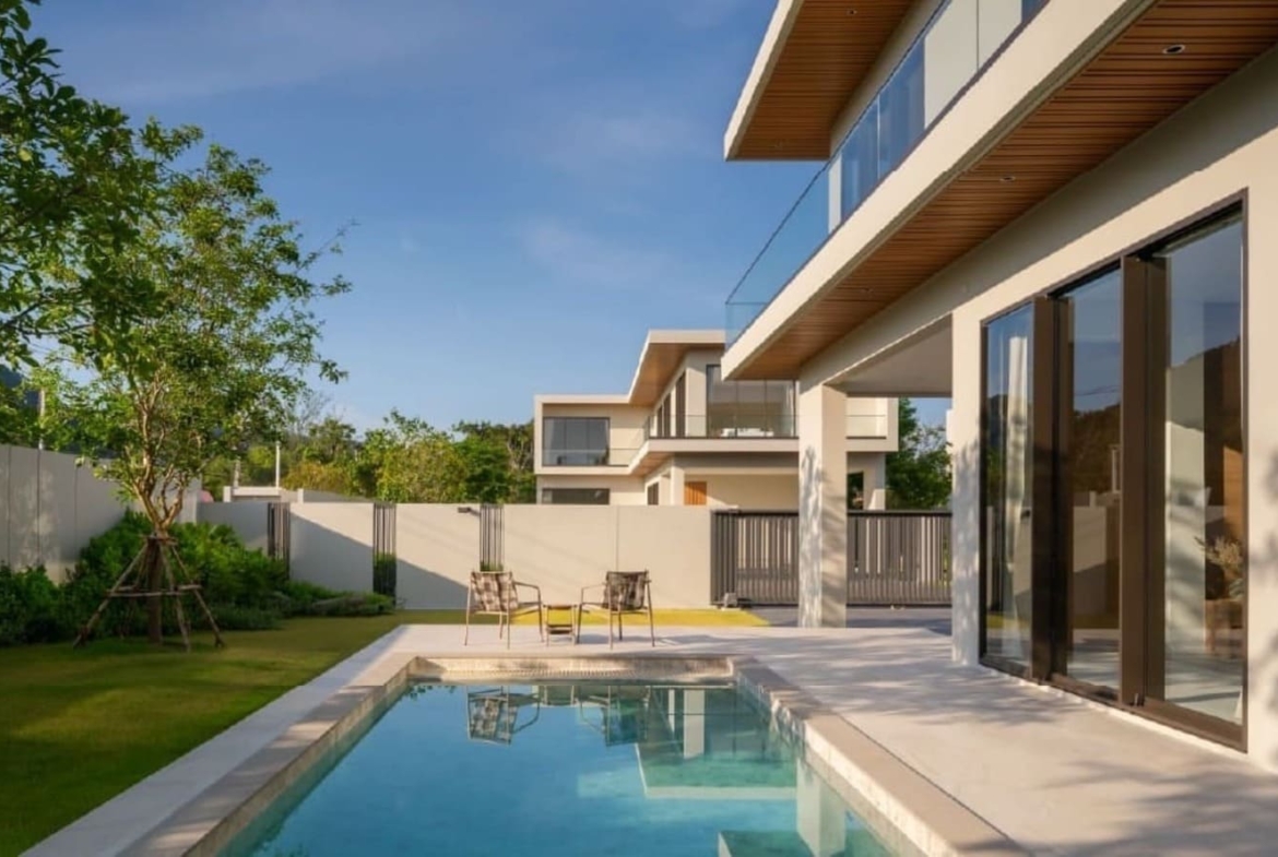 FOR RENT | Luxury 2-Storey Pool Villa in Khao Tao
