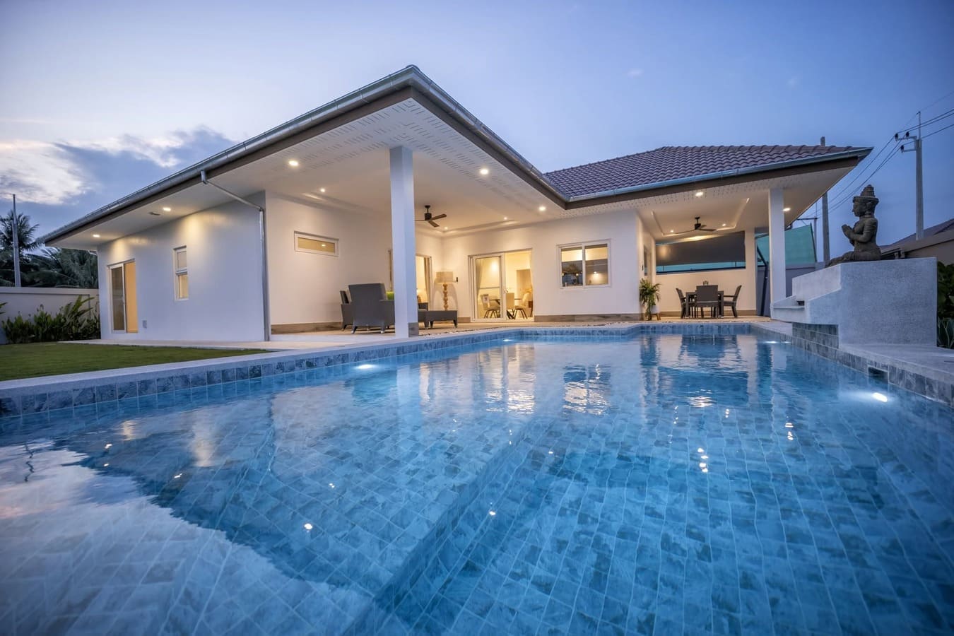 luxury private pool villa for sale in Hua Hin-HH2026823-1